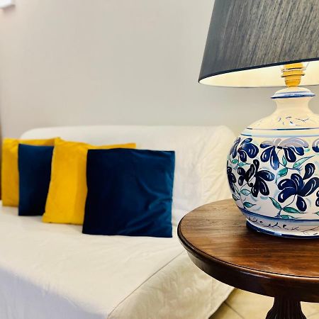 Gesu Nuovo Apartment เนเปิลส์ ภายนอก รูปภาพ